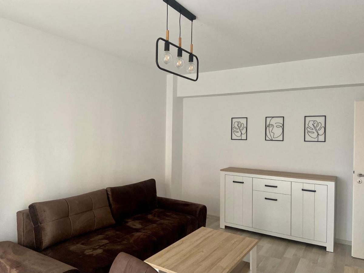 Divany Apartaments - Coresi Mall Брашов Экстерьер фото