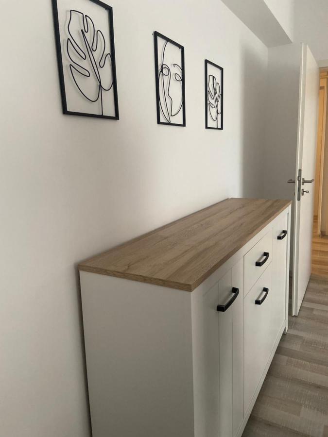 Divany Apartaments - Coresi Mall Брашов Экстерьер фото